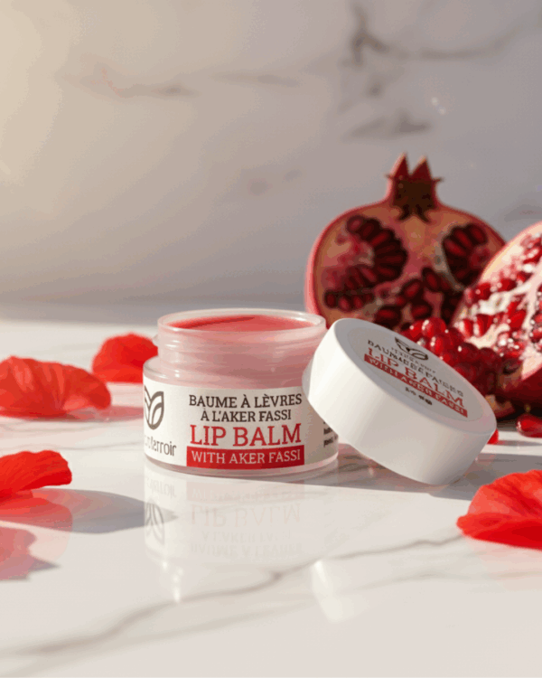 Baume à Lèvres Hydratant Aker Fassi – Rose Coquelicot (5 g) – Image 2
